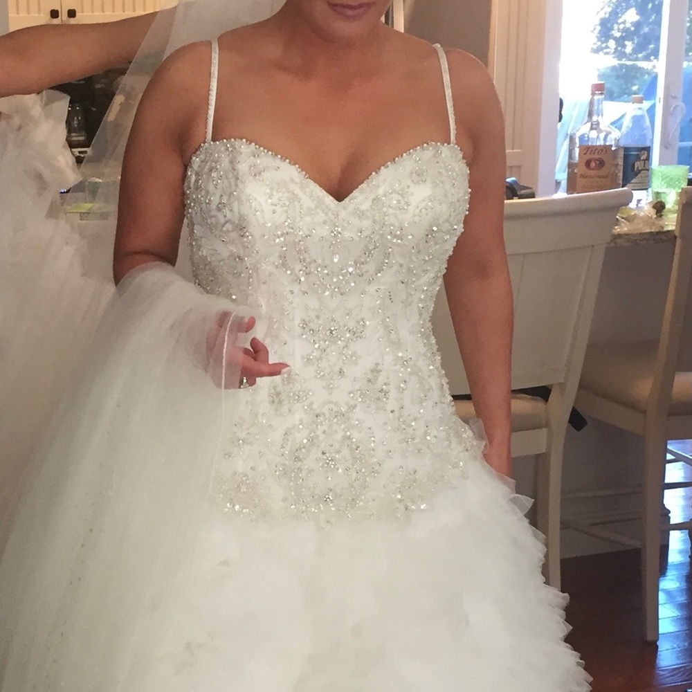 Wedding Dress - Picture 2 of 4